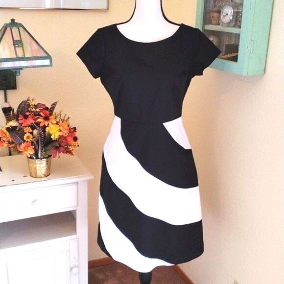 Bea & Dot by Modcloth Black and White Dress - Picture 1 of 9